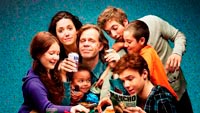 Сериал Бесстыжие - Как выжить, если ты беден